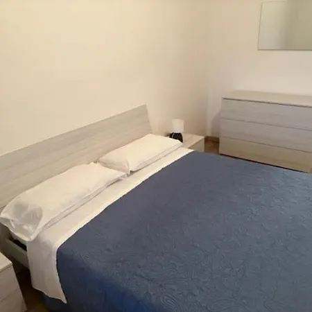 Monti Apartment *