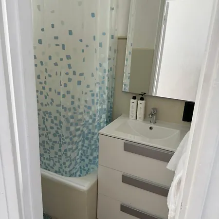 Monti Apartment *